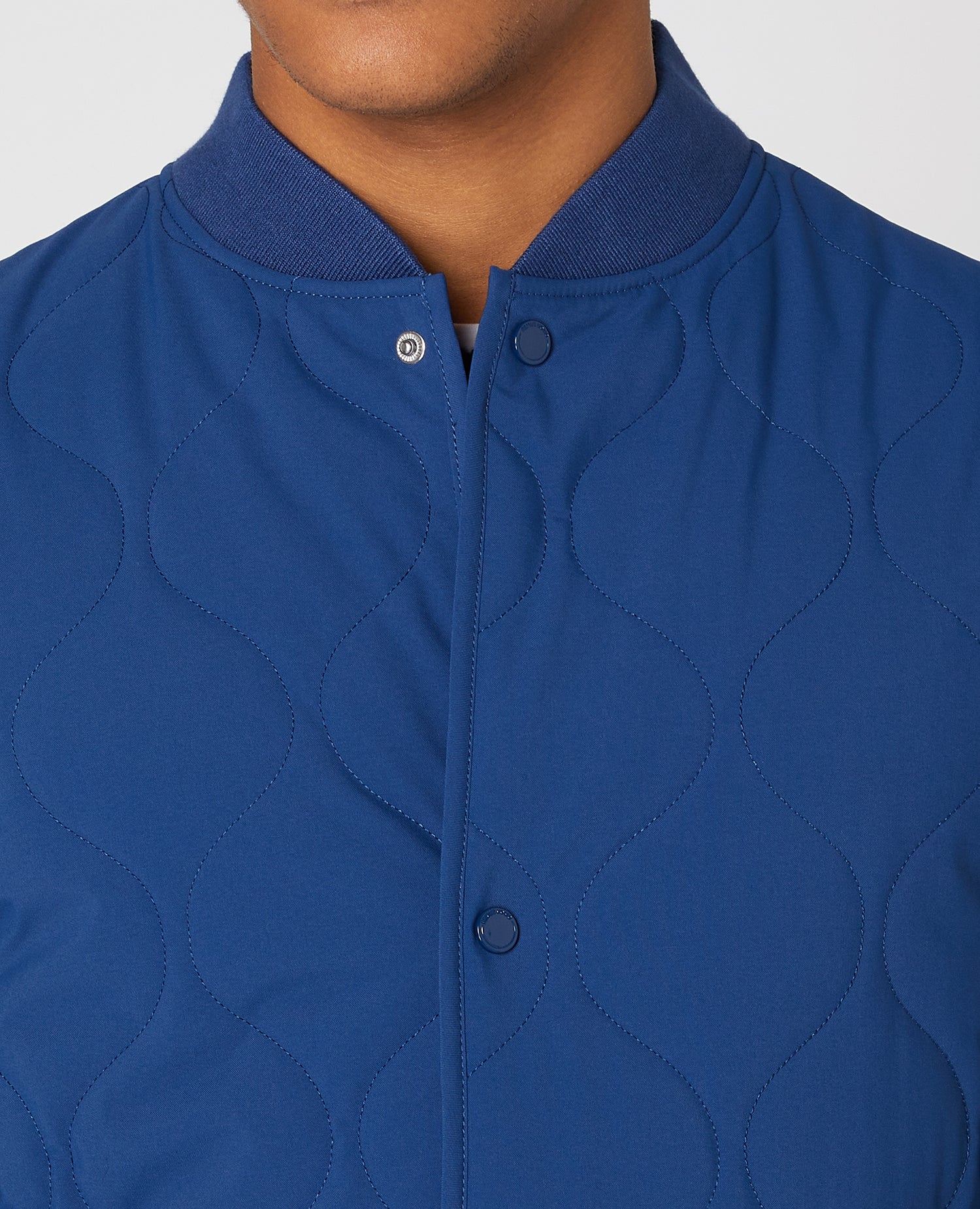 Lightweight Quilted Gilet - Image 4