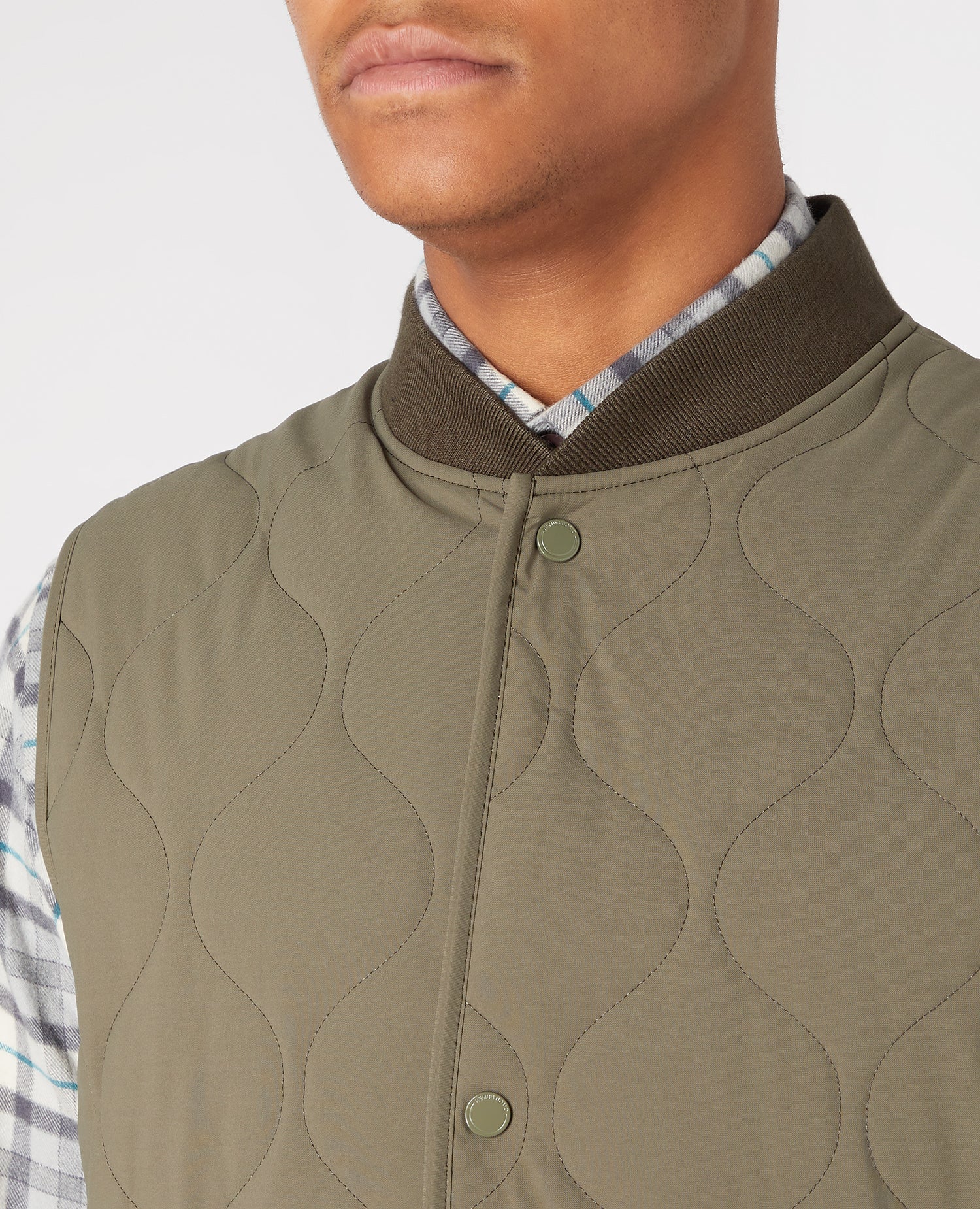 Lightweight Quilted Gilet - Image 4
