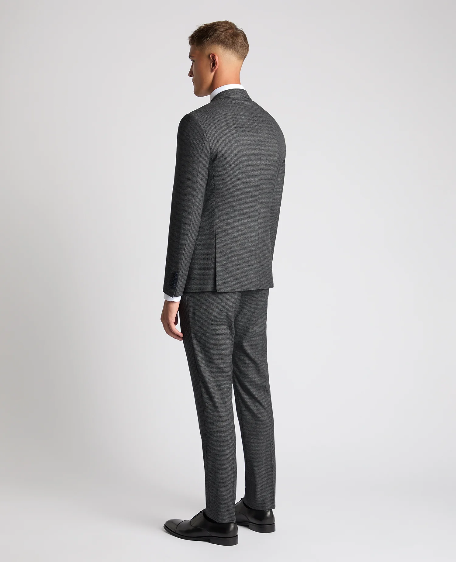 Slim Fit Stretch Suit - Image 3