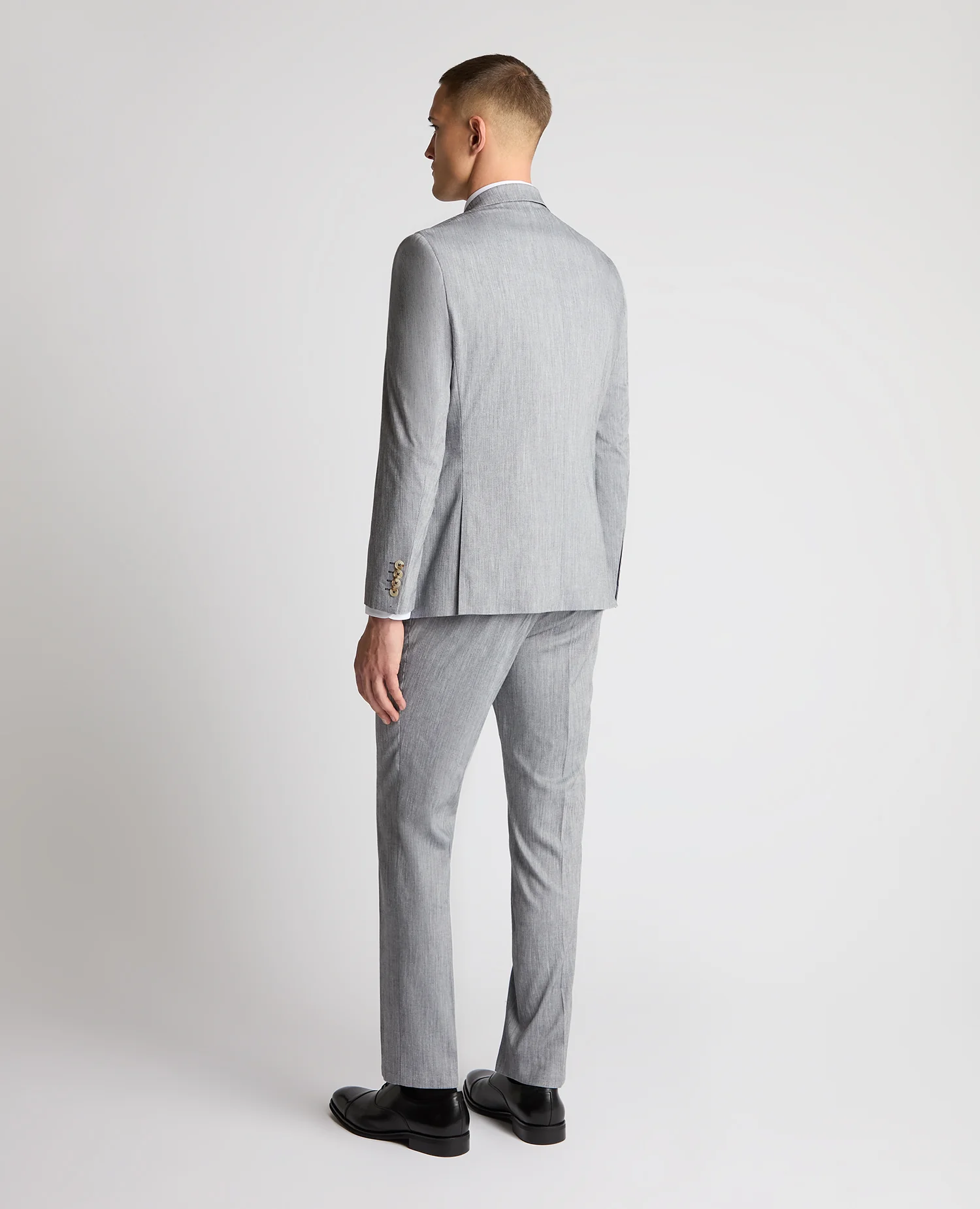 Tapered Fit Linen-Blend Stretch Suit - Image 3